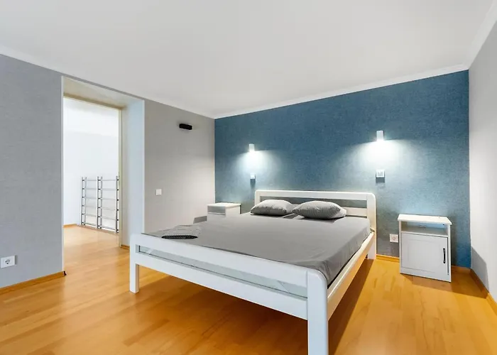 18 Deribasivska Street Jacuzzi * Οδησσός