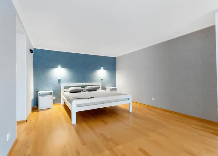 18 Deribasivska Street Jacuzzi Appartement *