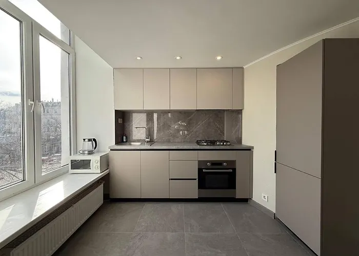 18 Deribasivska Street Jacuzzi Διαμέρισμα Οδησσός