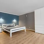 18 Deribasivska Street Jacuzzi