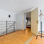 דירה 18 Deribasivska Street Jacuzzi *