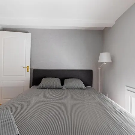 18 Deribasivska Street Jacuzzi *